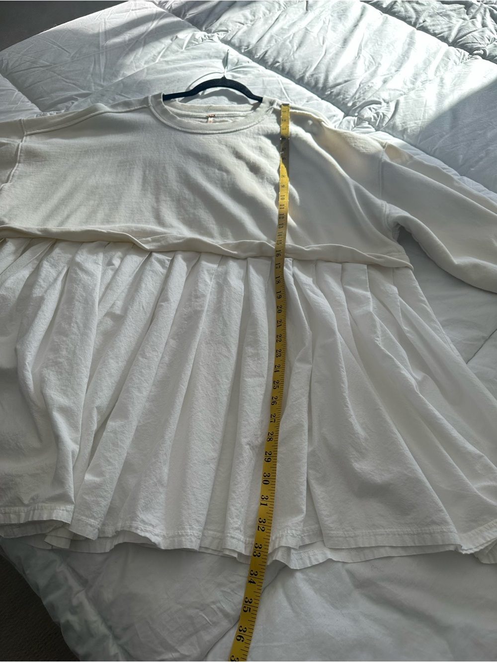Free People Cream Sweatshirt Tunic with White Peplum, size large - Picture 10 of 17